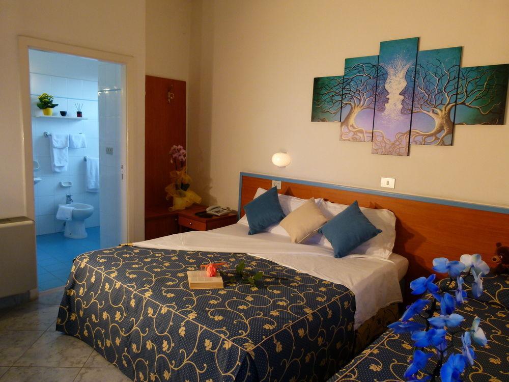 Paradise Hotel