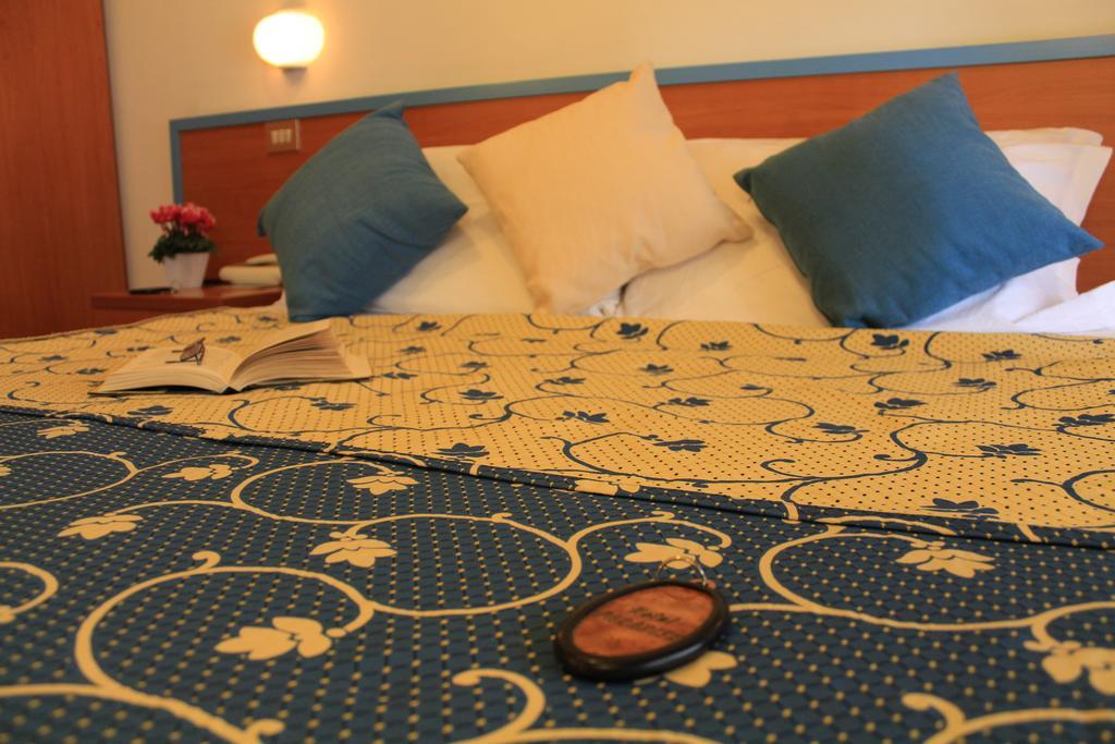 Hotel Paradise