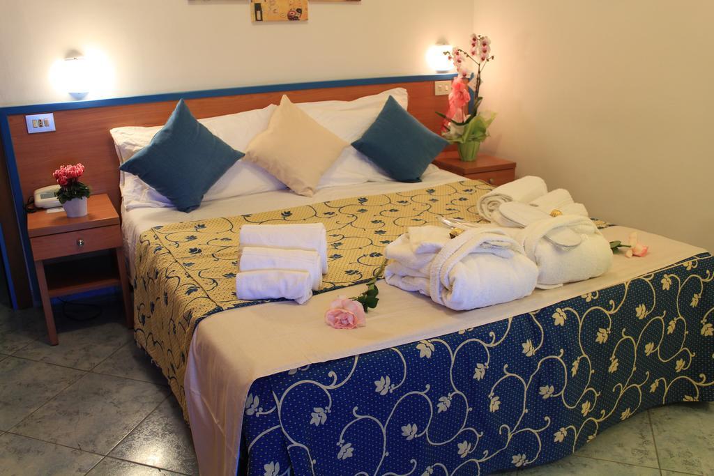 Hotel Paradise 3*